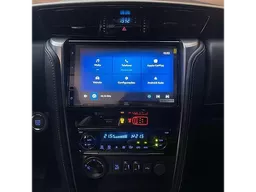 Toyota Hilux SW4