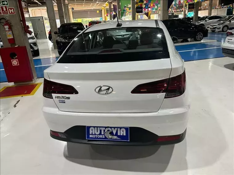 Hyundai HB20S Branco 4