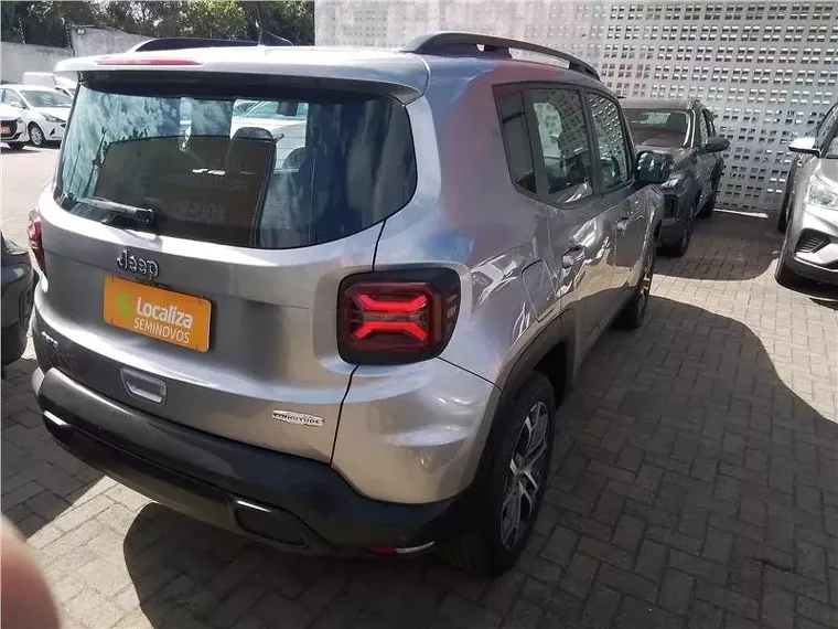 Jeep Renegade Prata 13