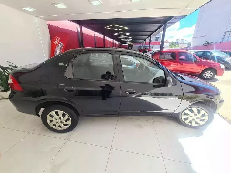 Chevrolet Prisma Preto 13