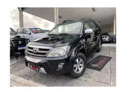 Toyota Hilux SW4