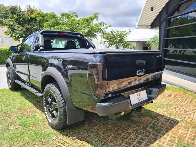 Ford Ranger Preto 11