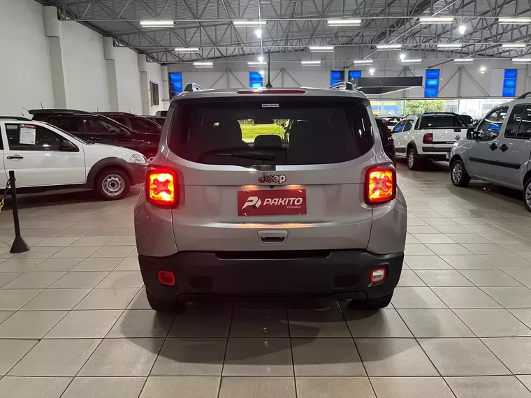 Jeep Renegade Prata 5