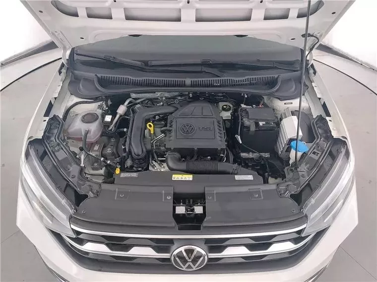 Volkswagen Nivus Branco 17