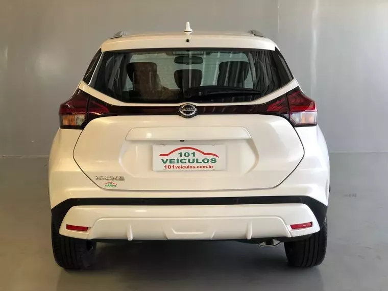 Nissan Kicks Branco 19