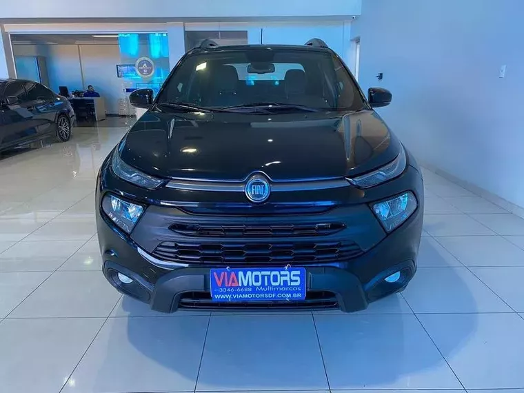 Fiat Toro Preto 6