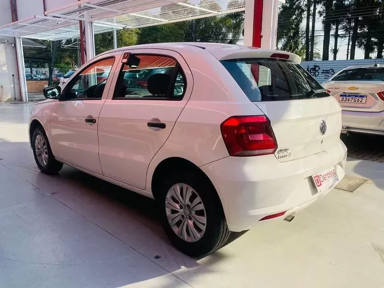 Volkswagen Gol Branco 8