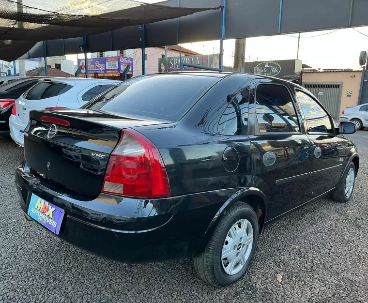 Chevrolet Corsa Preto 4