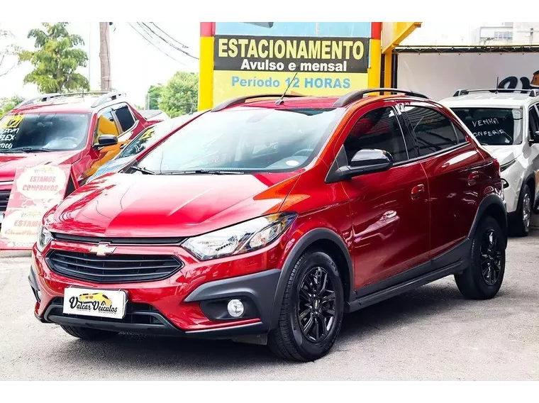 Chevrolet Onix Vinho 7