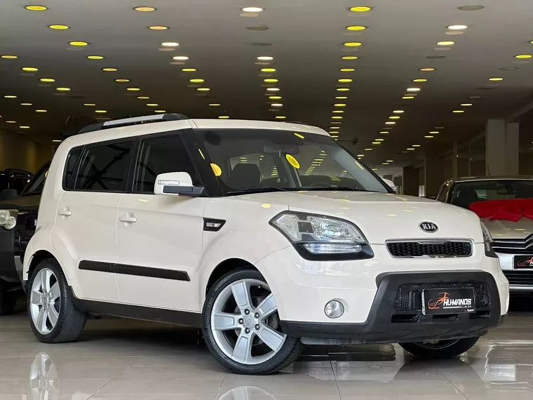 KIA Soul Bege 9