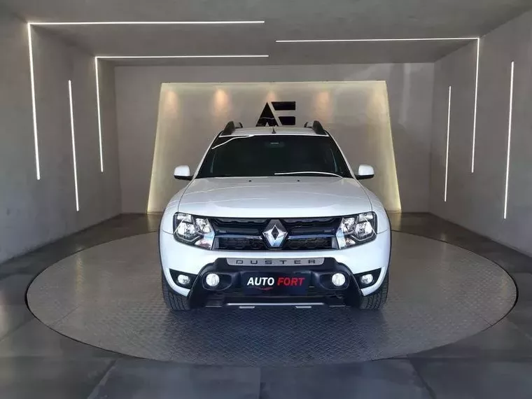 Renault Duster Oroch Branco 11