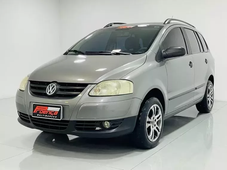 Volkswagen Spacefox Cinza 3