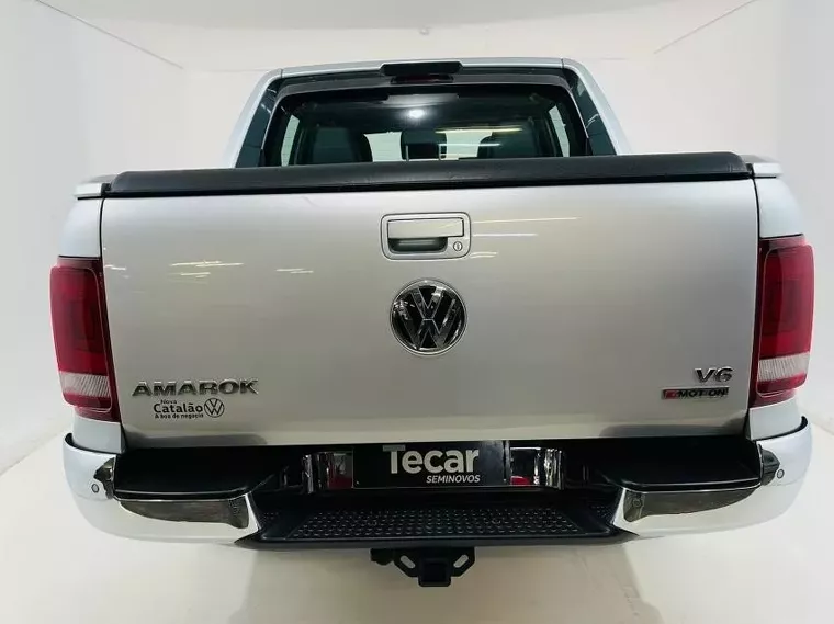 Volkswagen Amarok Cinza 8