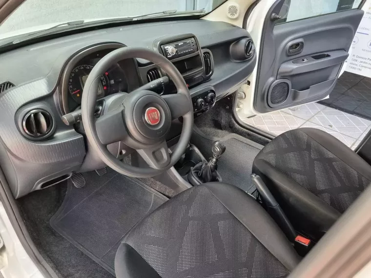 Fiat Mobi Branco 2