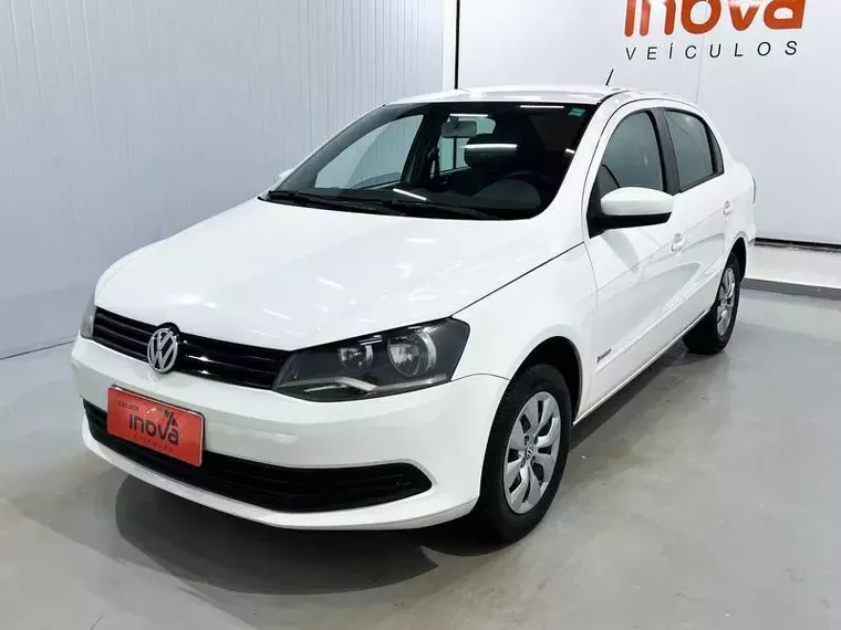 Volkswagen Voyage Branco 2