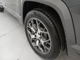 Jeep Commander