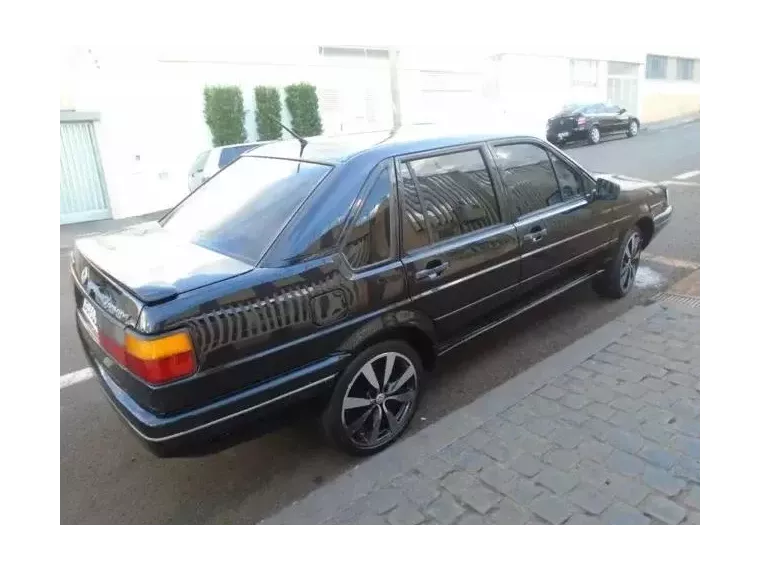 Volkswagen Santana Preto 2