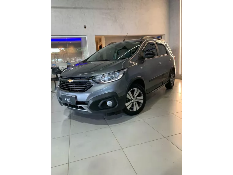 Chevrolet Spin Cinza 16