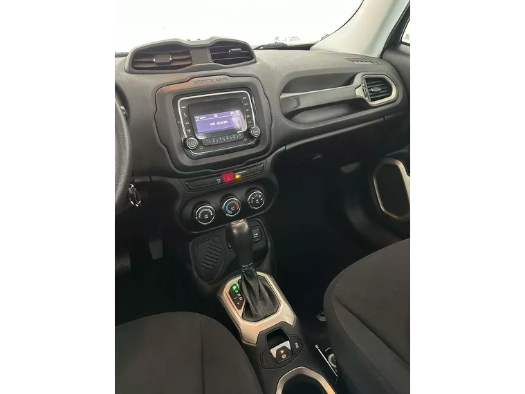 Jeep Renegade Preto 13