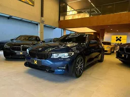 BMW 320i