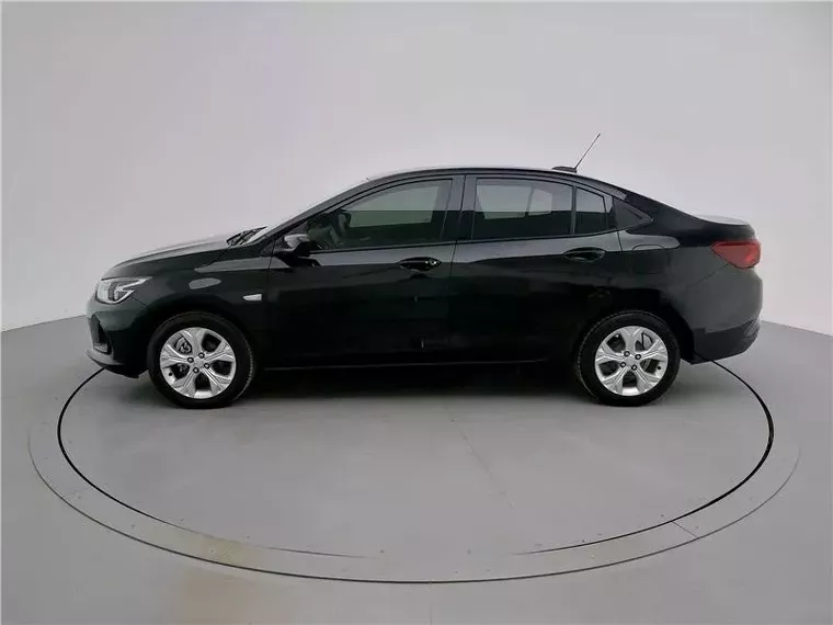 Chevrolet Onix Preto 3