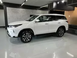 Toyota Hilux SW4