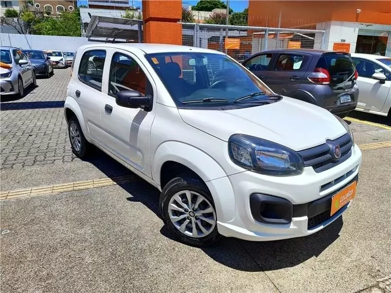 Fiat Uno Branco 4