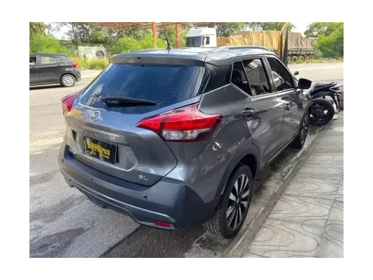 Nissan Kicks Cinza 8