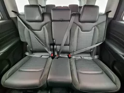 Jeep Commander