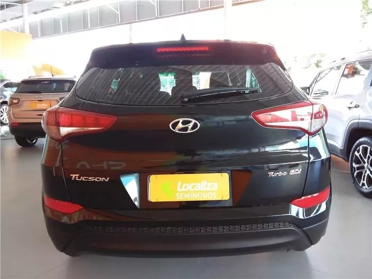 Hyundai Tucson Preto 4