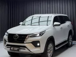Toyota Hilux SW4