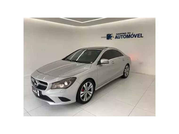 Mercedes-benz CLA 200 Prata 3