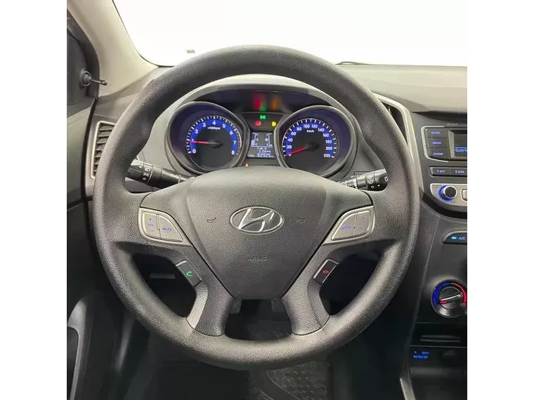 Hyundai HB20 Preto 12