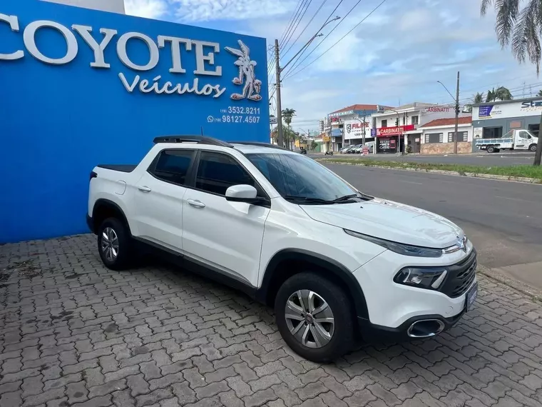 Fiat Toro Branco 2