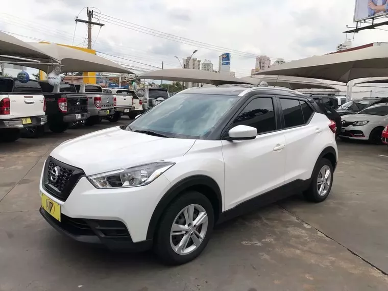 Nissan Kicks Branco 5