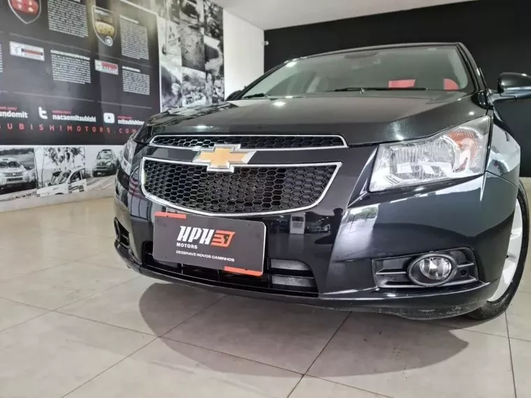 Chevrolet Cruze Preto 13