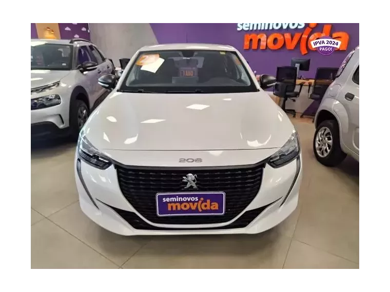 Peugeot 208 Branco 3