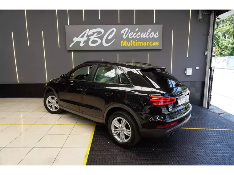 Audi Q3 Preto 15