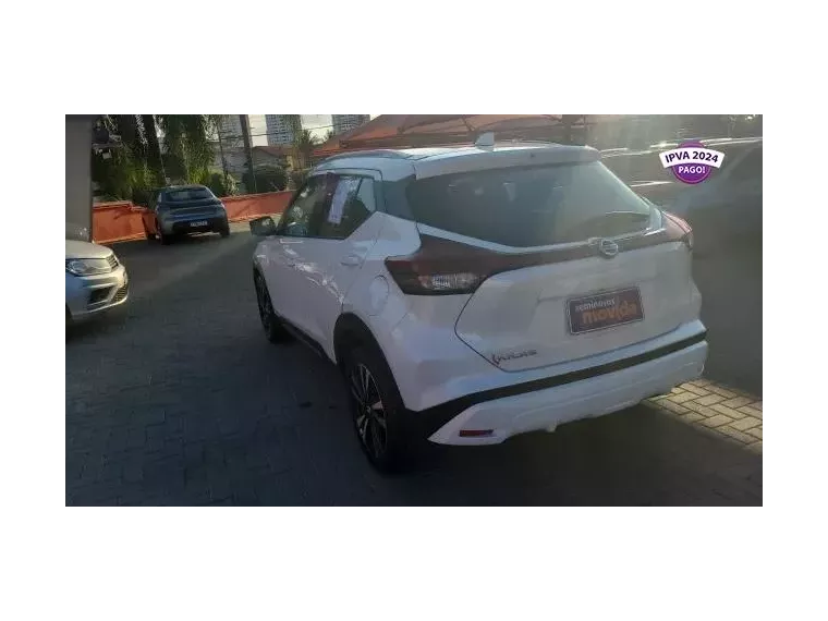 Nissan Kicks Branco 6