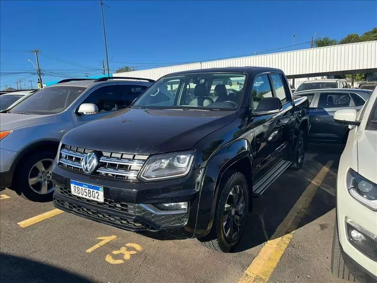 Volkswagen Amarok Preto 2