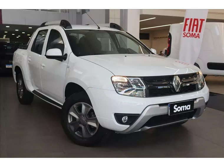 Renault Duster Oroch Branco 11