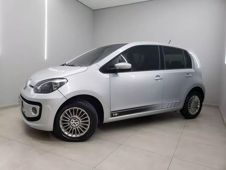 Volkswagen UP Prata 1