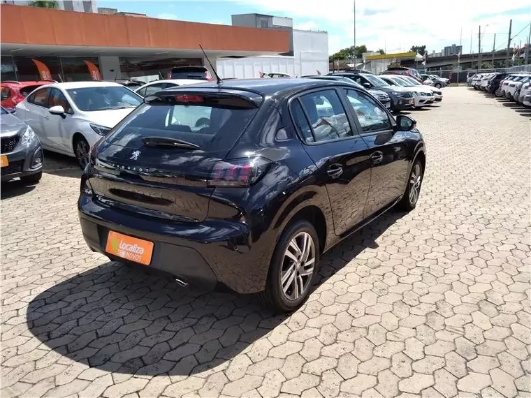 Peugeot 208 Preto 1