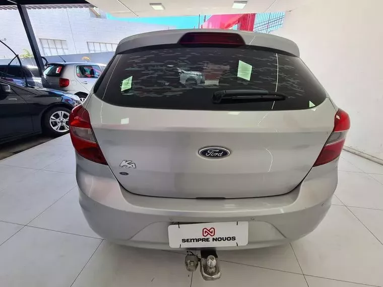 Ford KA Prata 15