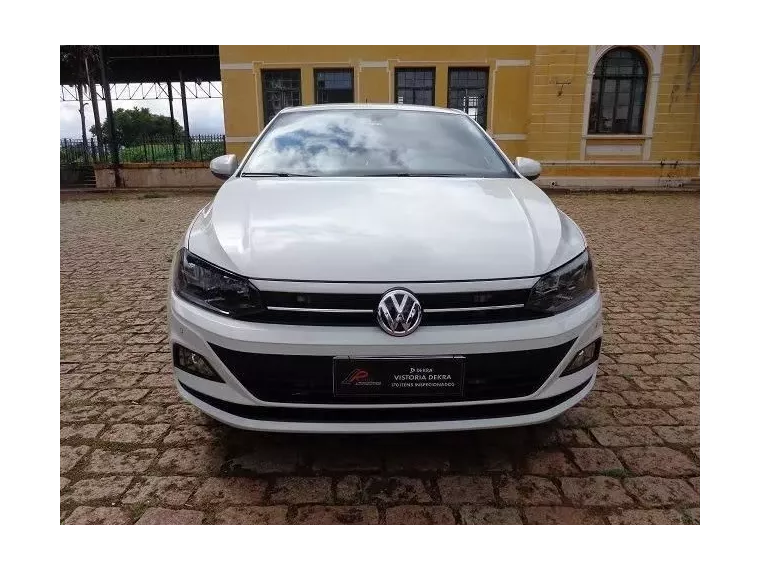 Volkswagen Polo Hatch Branco 1
