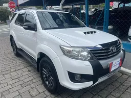 Toyota Hilux SW4