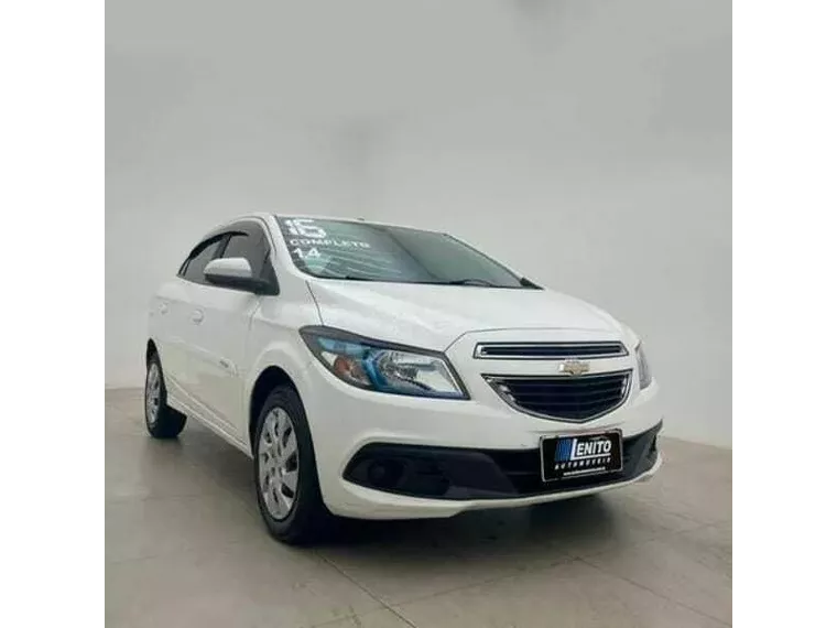 Chevrolet Prisma Branco 3