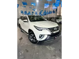 Toyota Hilux SW4