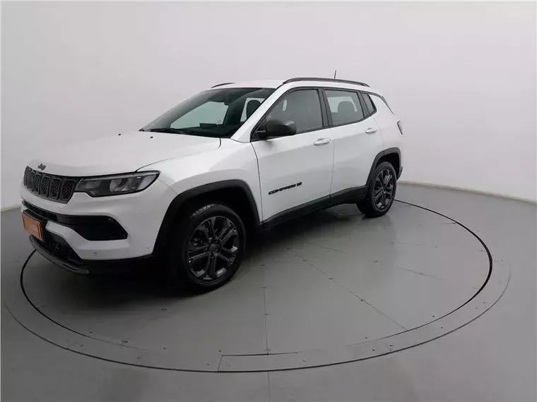 Jeep Compass Branco 13