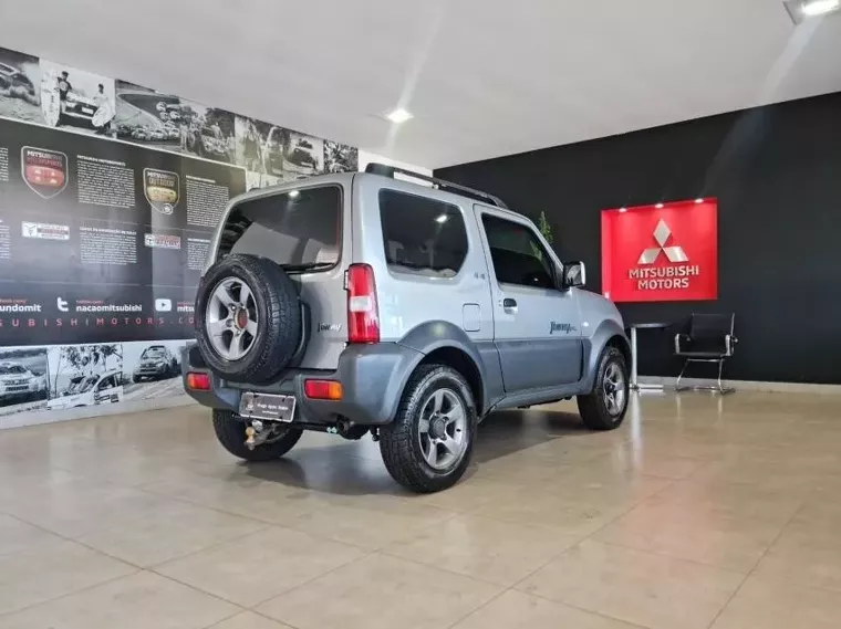 Suzuki Jimny Cinza 11